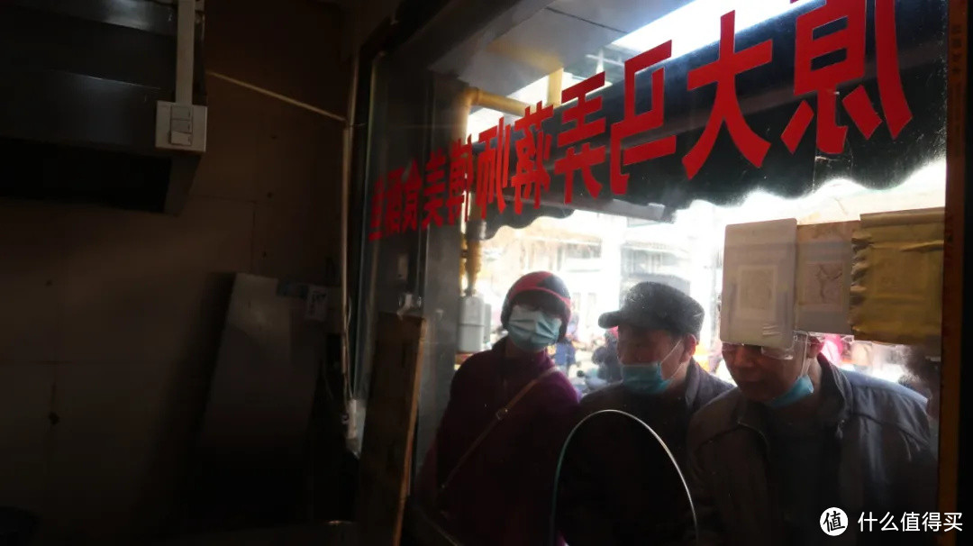 揣着300块，我在杭州最好吃的马路菜场“大马弄”血拼了一回！