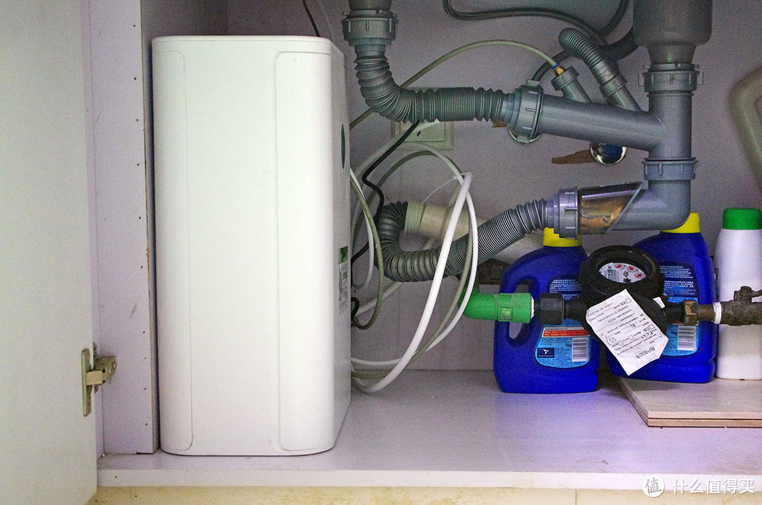 高颜值大流量:佳尼特800G大白Pro智能净水器使用体验