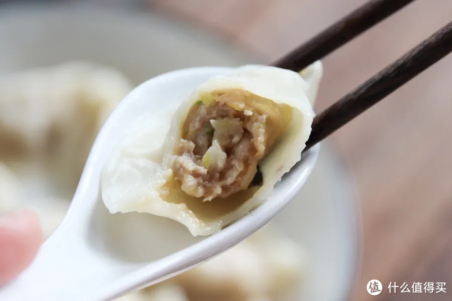 世界第N大奇迹,螺蛳粉被包进饺子里了