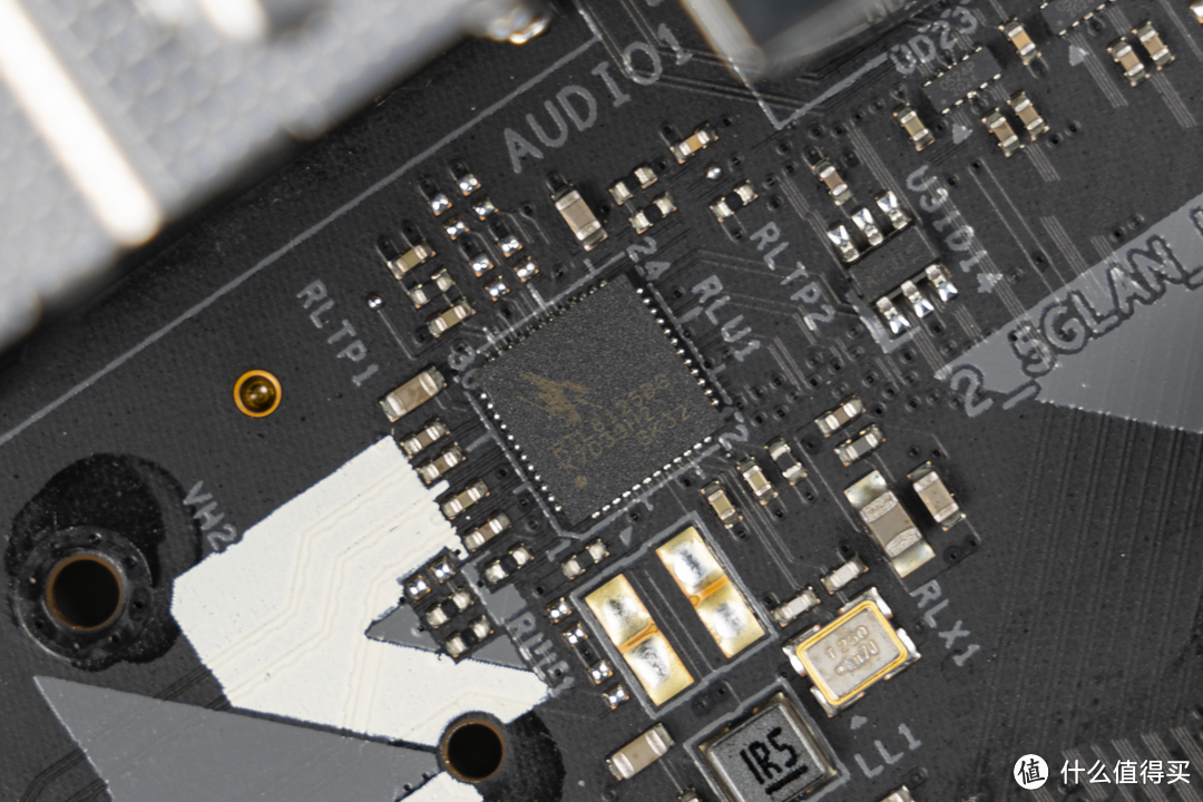 颜值性能双在线,华擎 Z590 钢铁传奇 WiFi 6E 拆解评测
