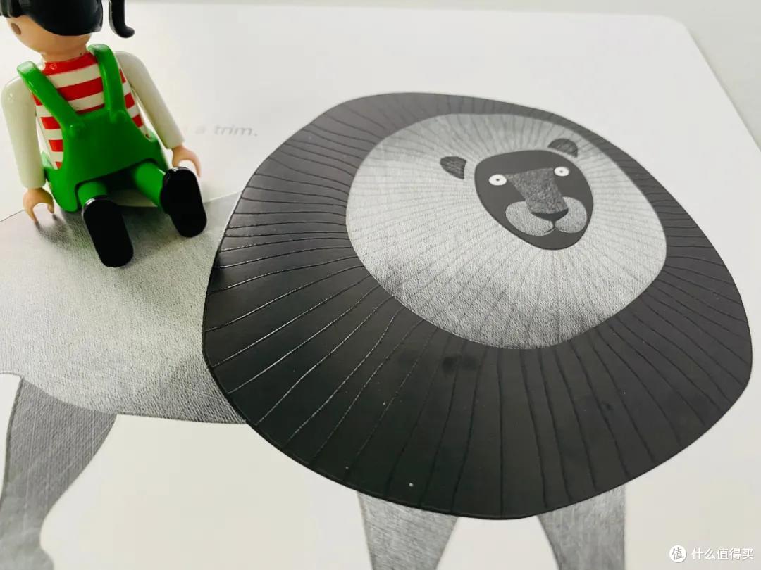 亲,办张卡呗?儿童专用「白」金卡和「黑」卡哦~