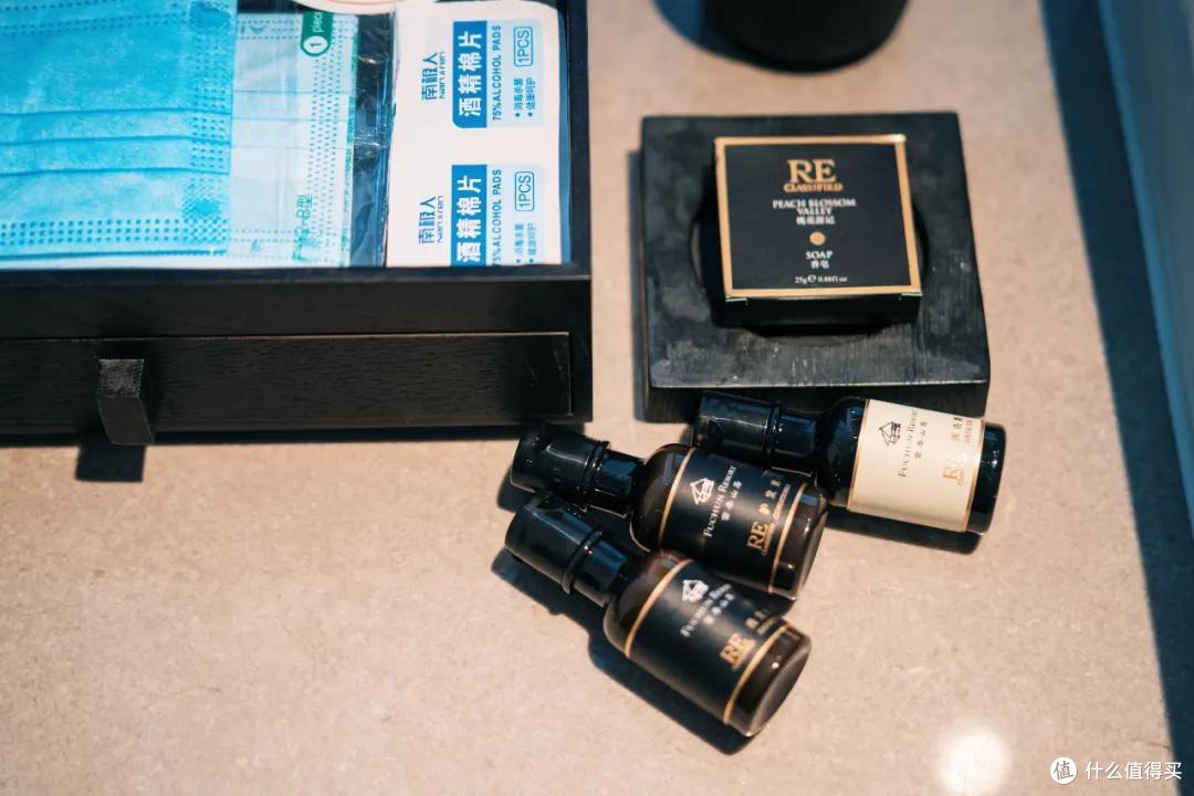 好山好水是方外，坐船而入的酒店又多了一家