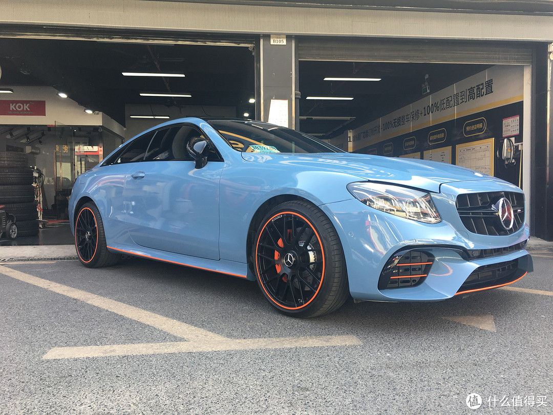 雷霆之驭，尽致尽美！AMG E53Coupe升级23P智能驾驶辅助系统、OLED旋钮、陶瓷蓝等