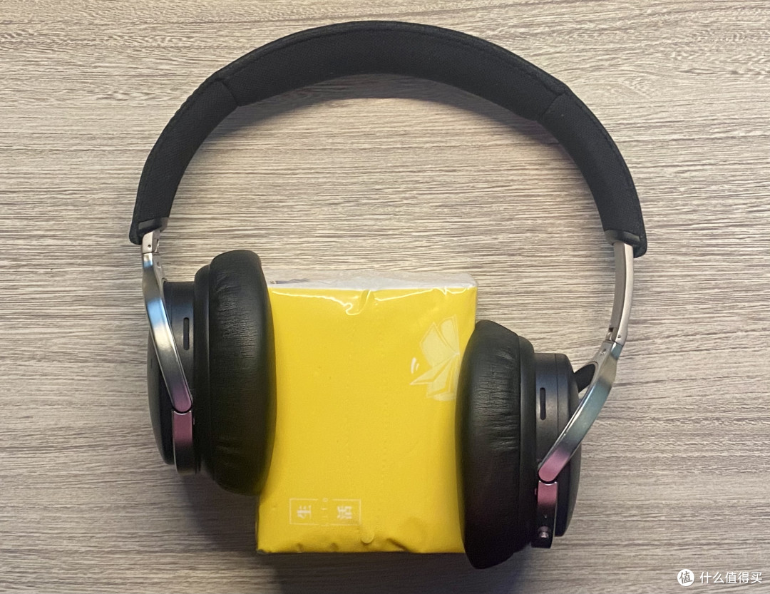 质感优秀，功能全面：魅族 HD60 降噪版，蓝牙耳机的细节与极致