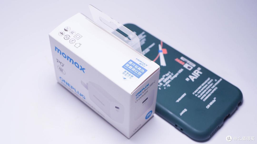 MOMAX小方钻20W PD3.0充电器晒单体验