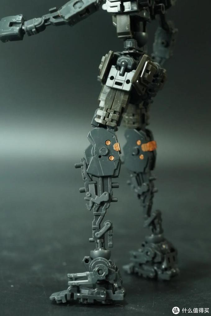 钢之魂篇二十二以真实为名2010年的rg元祖高达