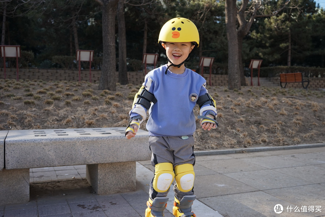 轮滑就该如此简单！柒小佰 LINE FRIENDS 定制款儿童轮滑鞋体验分享