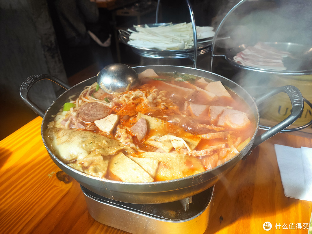 烤肉和火锅可以兼得,自助吃到扶墙出