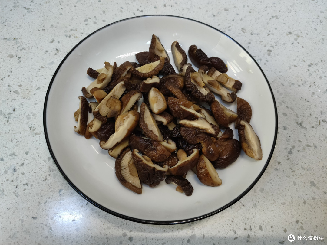 掌握几个技巧炒青菜,脆爽入味不出水