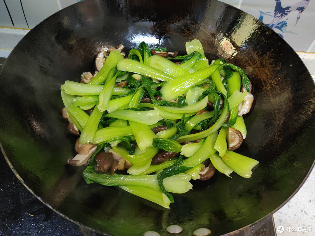 掌握几个技巧炒青菜,脆爽入味不出水
