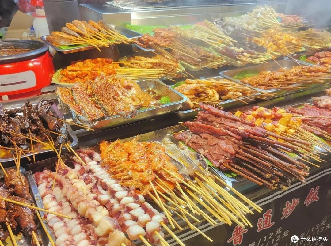 昆明边上这座好吃的小城,值得你专程安排一趟云南之行