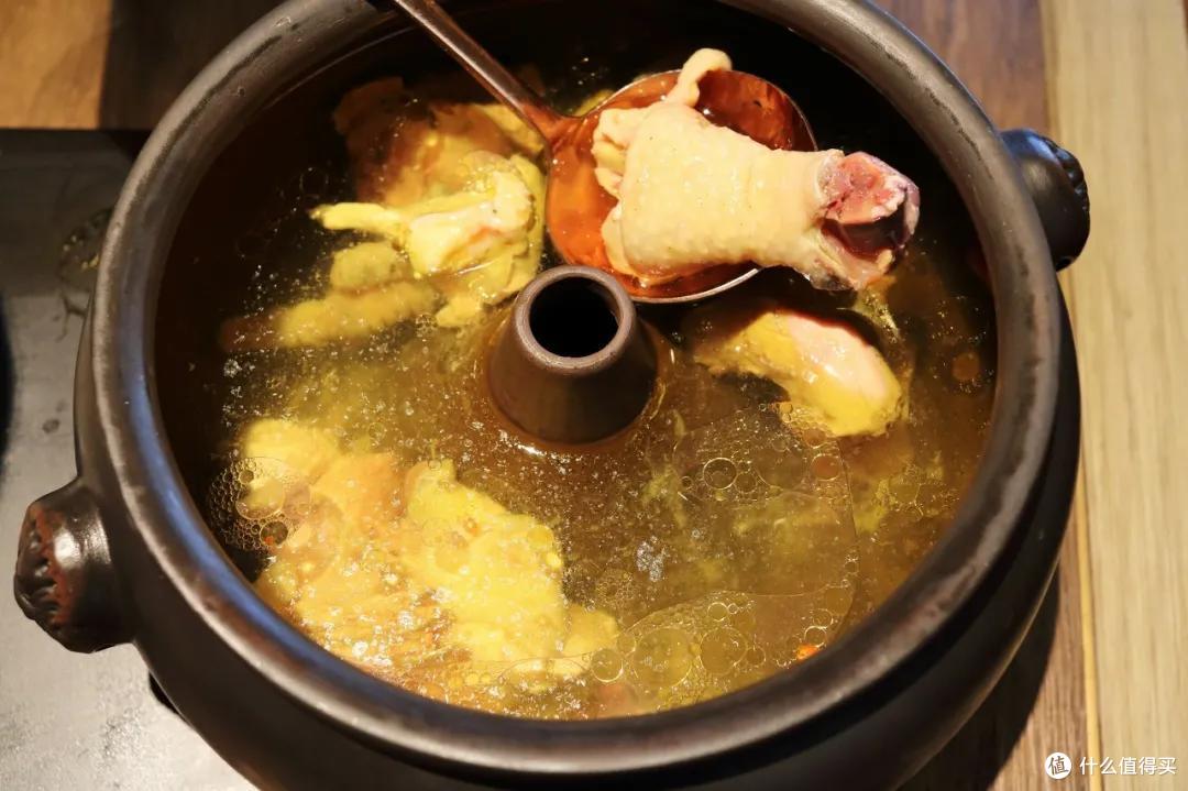昆明边上这座好吃的小城,值得你专程安排一趟云南之行