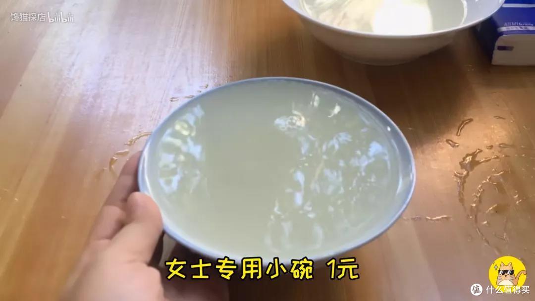 看完春节档,我被这座早餐吃牛肉面配黄酒的狂野城市馋疯了
