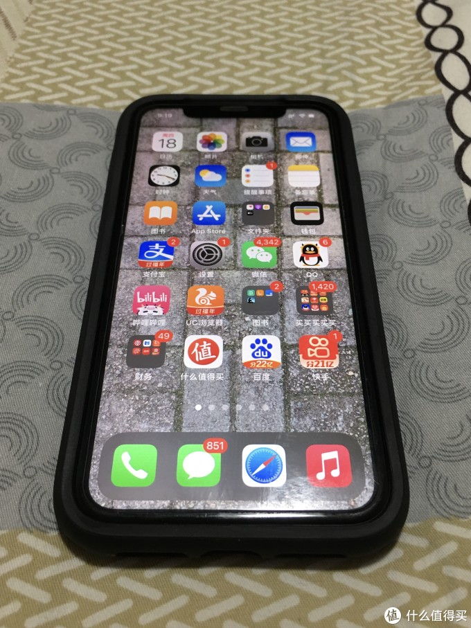 图书馆猿のOtterBox 苹果官配防摔抗震手机壳 包装瑕疵品 简单晒