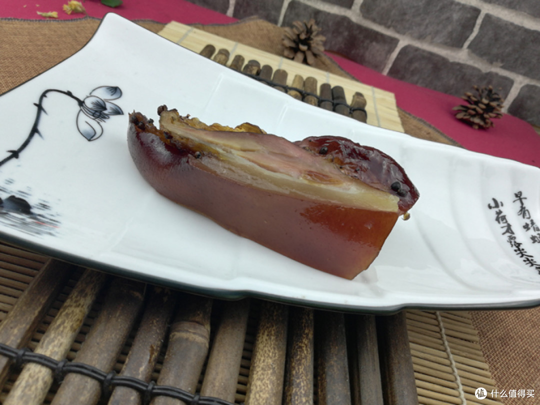 蒜薹焯水翠绿鲜嫩,我有妙招,绝佳食材与蒜薹很搭,美味一冬