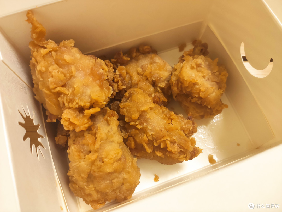 大吉大利，吃鸡少女如晶大宝贝的颜小小炸鸡，马来风味的肥宅快乐鸡