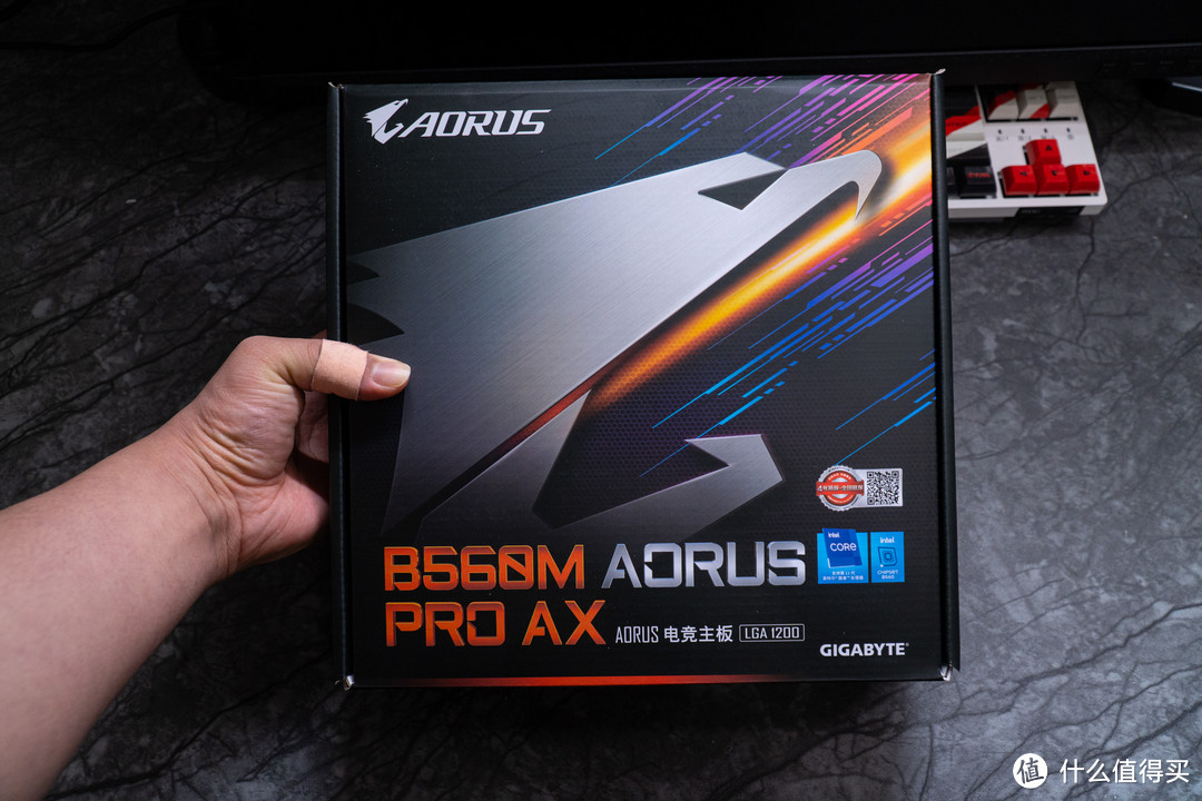 内存延时压到38ns！技嘉 B560M AORUS PRO AX 开箱简测