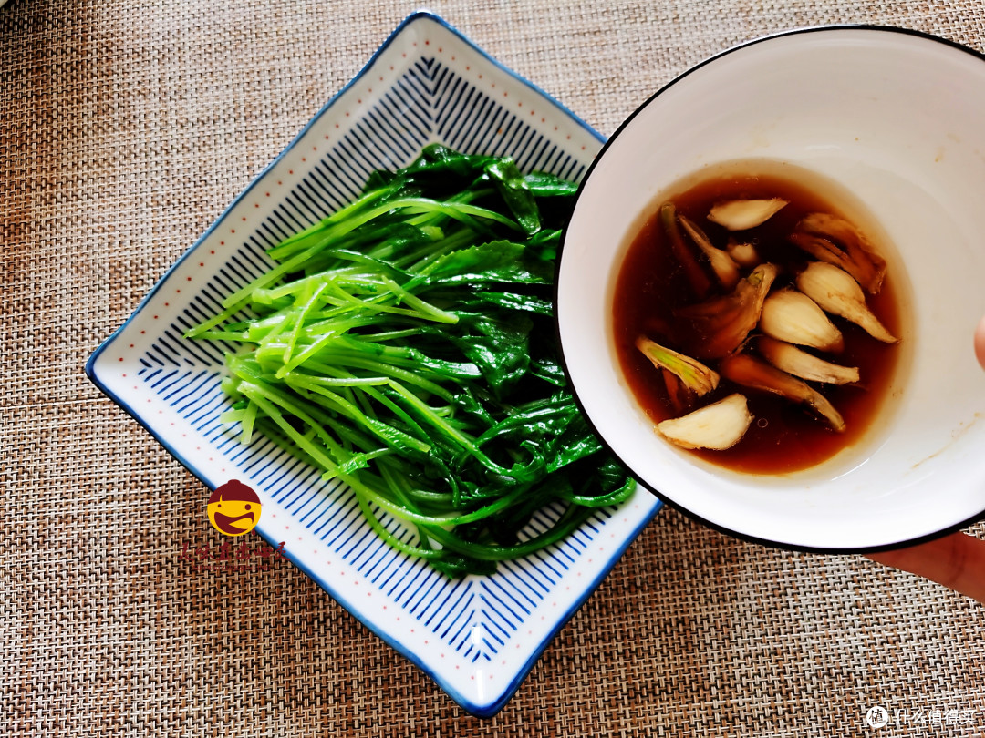 春天,遇到这菜不要错过,脆嫩营养又便宜,放锅中一烫,老好吃