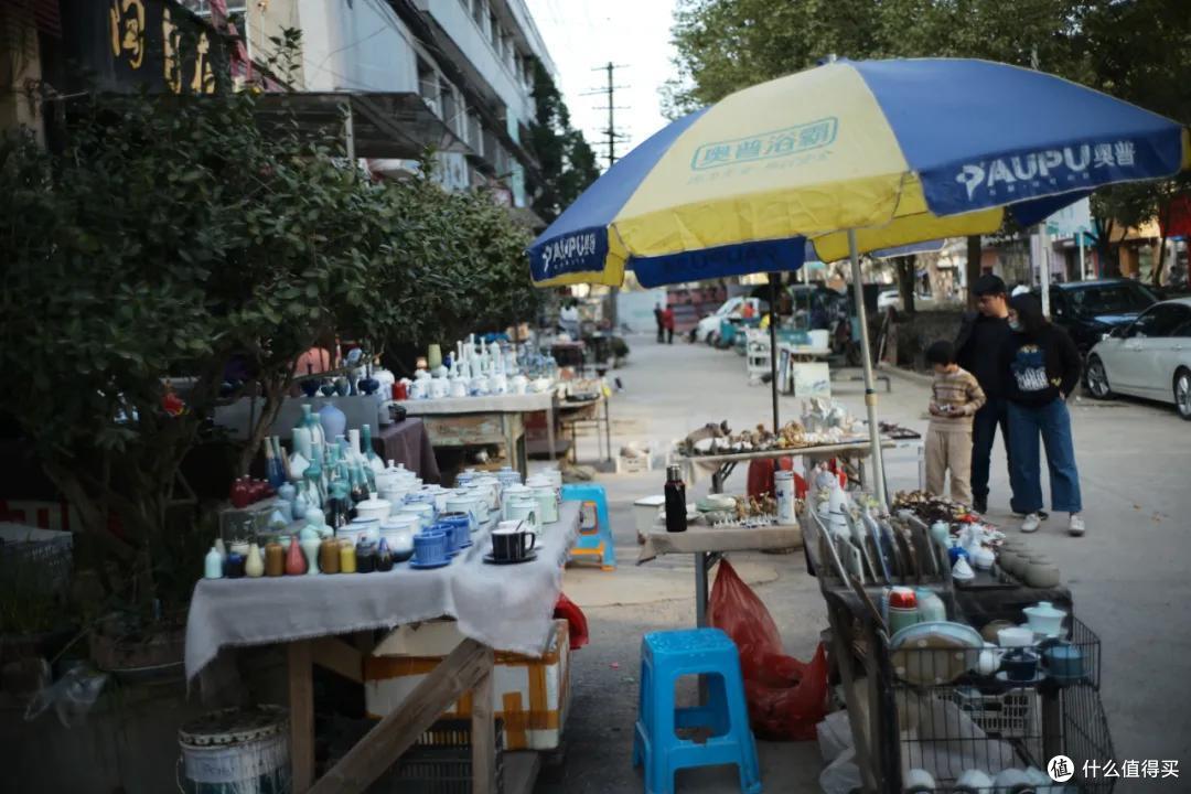 景德镇奇妙体验:凌晨五点趟鬼市,打着手电去寻宝!