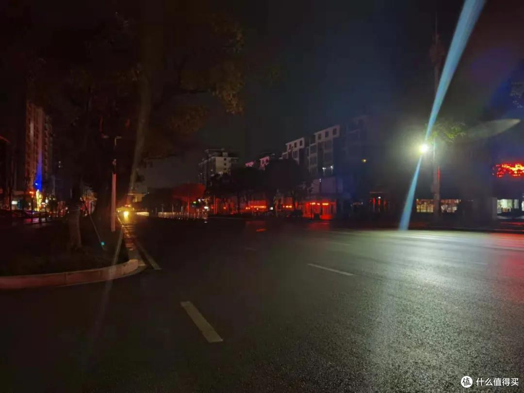 景德镇奇妙体验:凌晨五点趟鬼市,打着手电去寻宝!