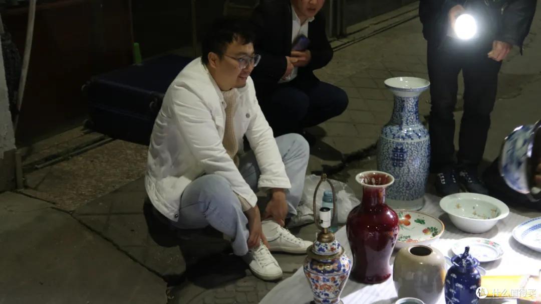 景德镇奇妙体验:凌晨五点趟鬼市,打着手电去寻宝!