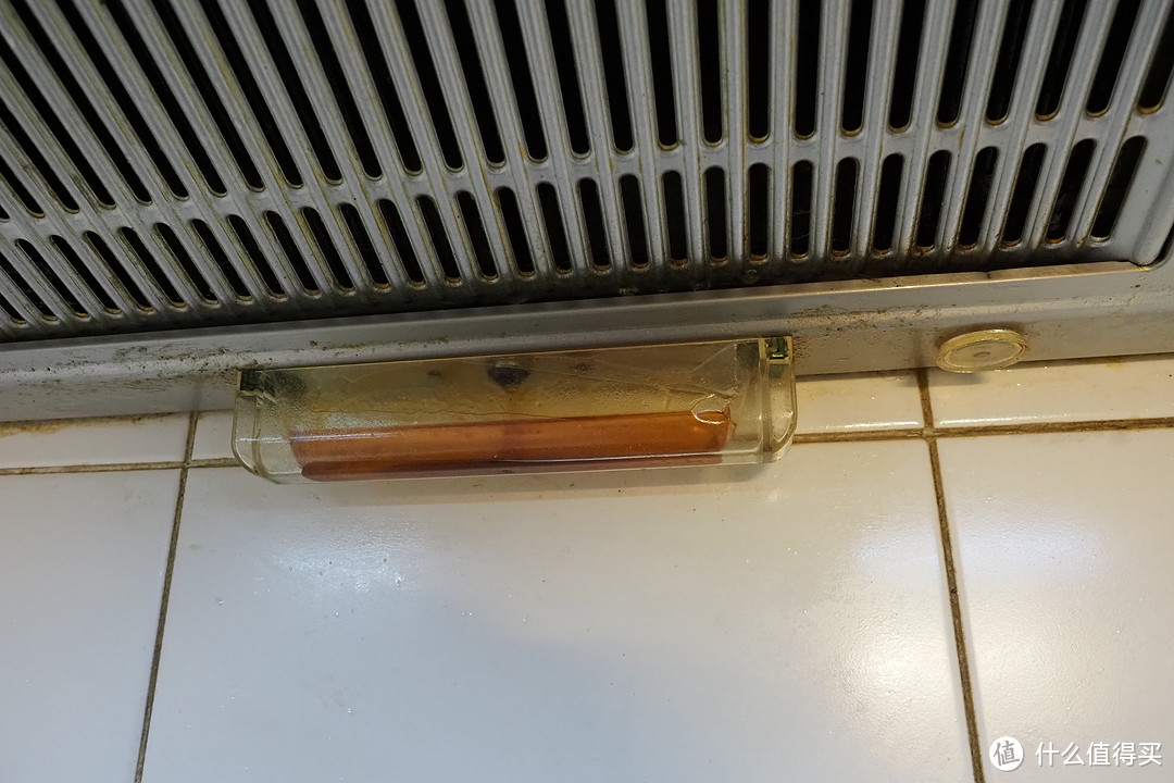 变频+蒸汽洗+油烟感应：美的E88油烟机使用体验