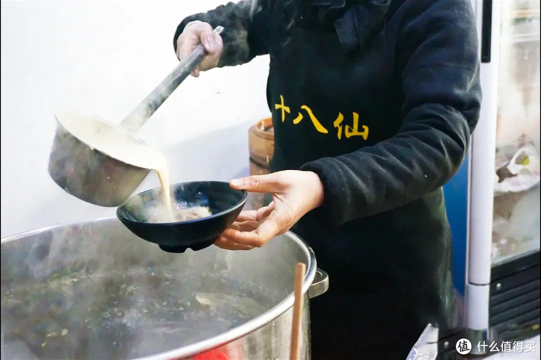 老家这一张3块钱的麦饼,城市里打着灯笼也找不到