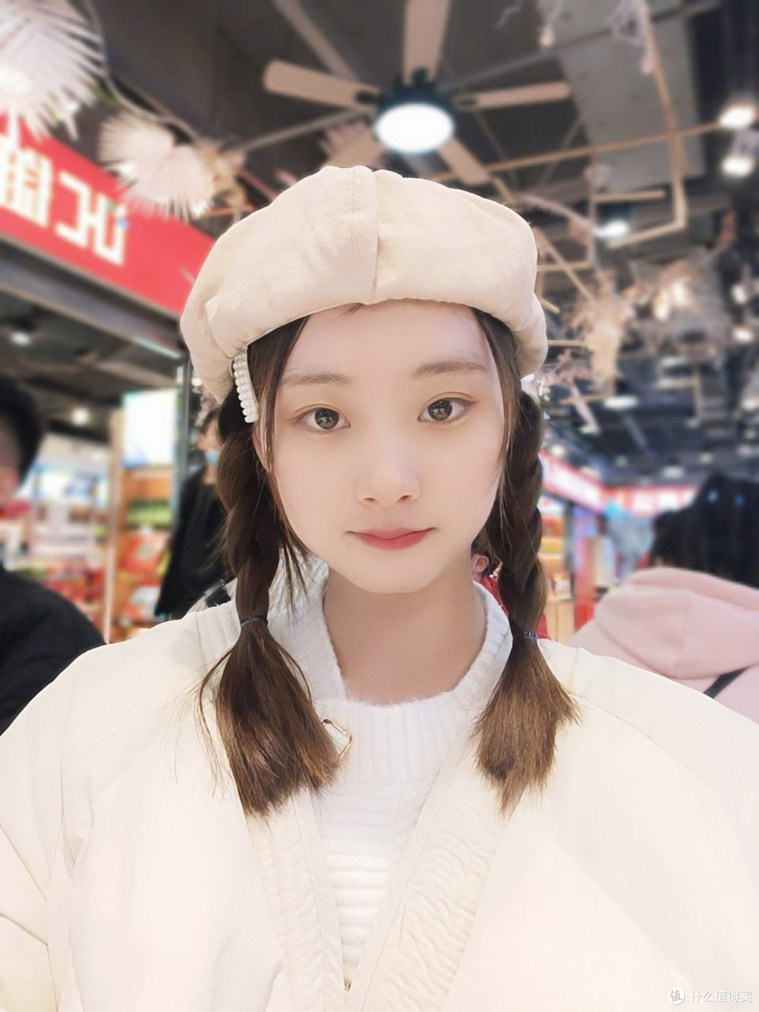 vivo S9评测:首发天玑1100,轻巧高颜值,自拍天花板
