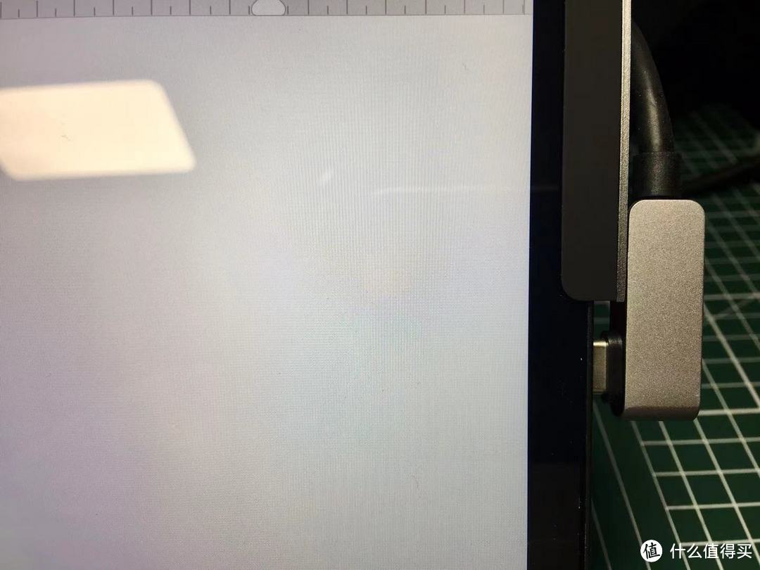 倍思弯角7号,一款意外好用的iPad Pro外设