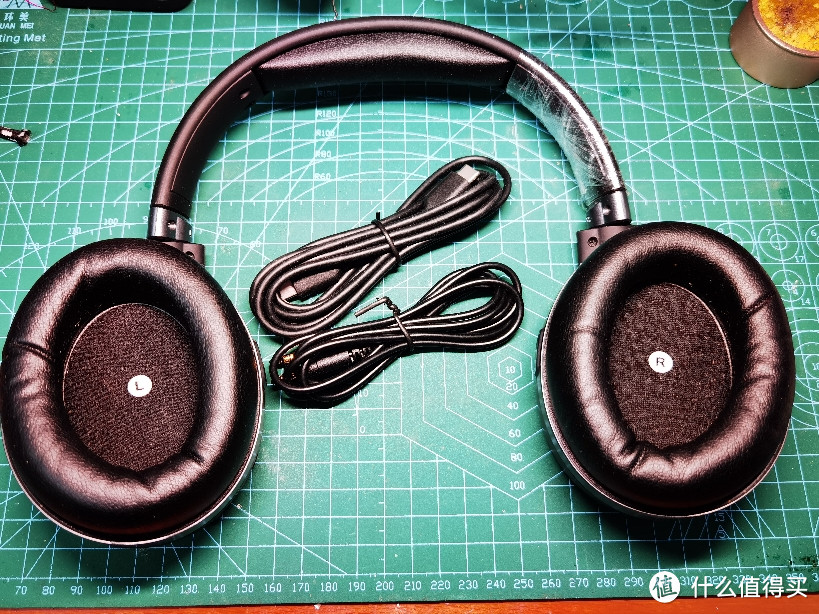 AUDEZE Mobius奥帝兹莫比斯黑科技头戴电竞耳机外科小手术