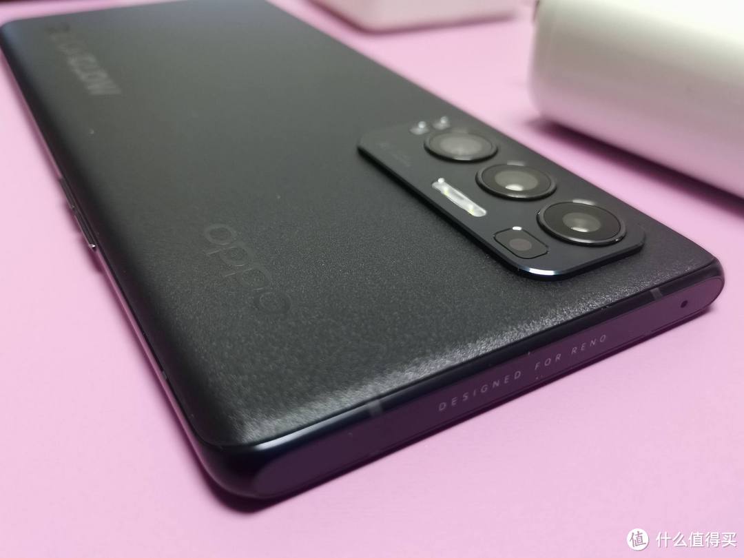 “水桶”旗舰机？OPPO Reno5 Pro+真的没有短板