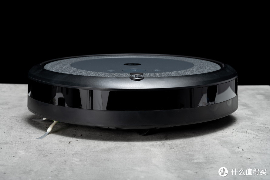 iRobot扫地机器人新品上市，Roomba i4+体验感如何？评测来了！