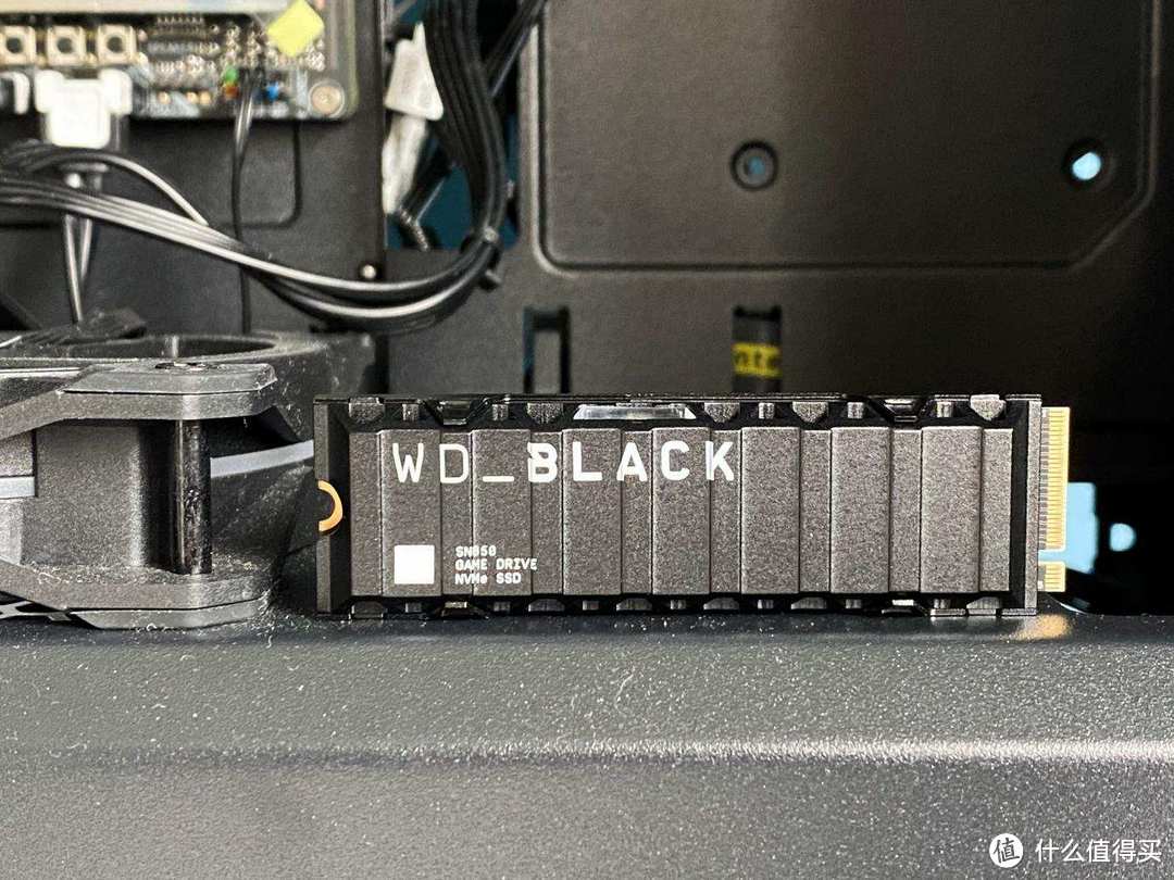 用PCIe 4.0硬盘更爽吗？西部数据WD_BLACK SN850测试，性能碾压？