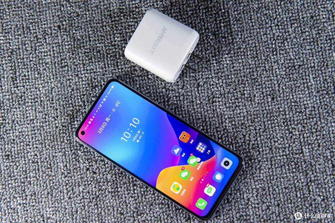 手握荣耀30 pro体验realme GT一周：骁龙888更强，细节互有胜负