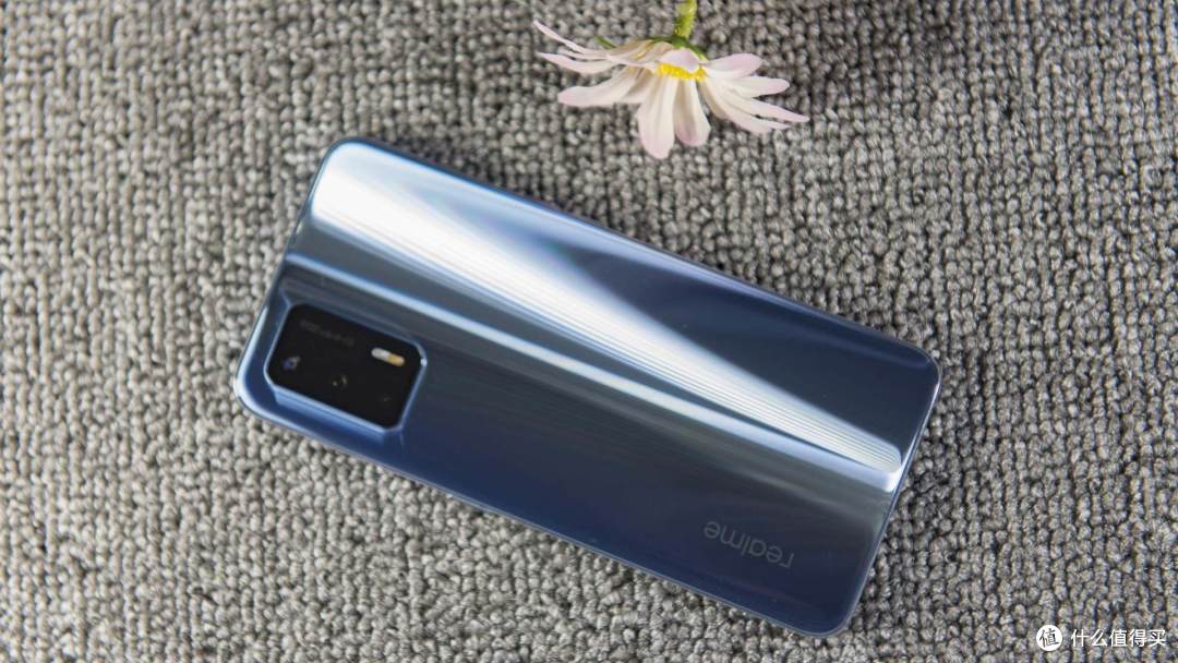 手握荣耀30 pro体验realme GT一周：骁龙888更强，细节互有胜负