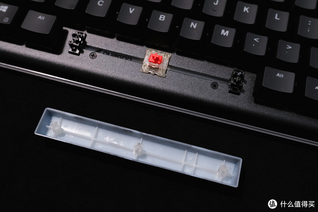 桌面也要流光溢彩，杜伽K520 RGB机械键盘评测