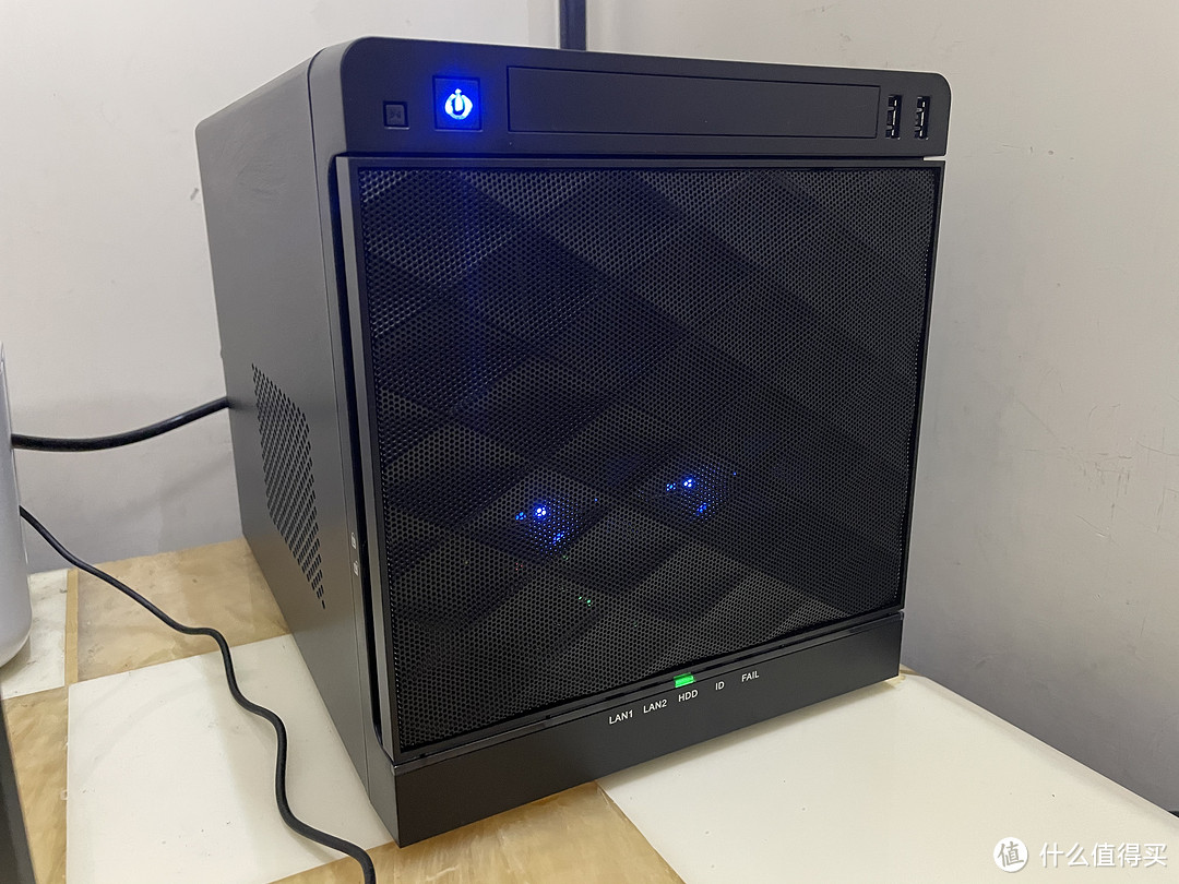 迎广(in win)ms04 nas机箱02开箱,搬装与坑爹散热限高改造_机箱