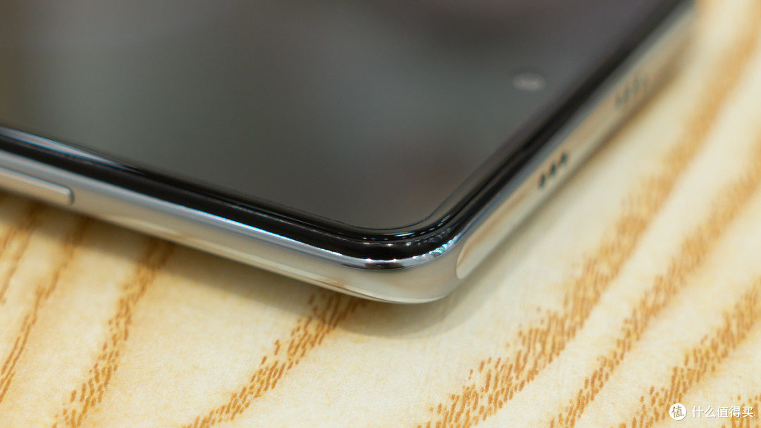 Redmi K40 Pro 评测 | 性价比之外,还有什么?