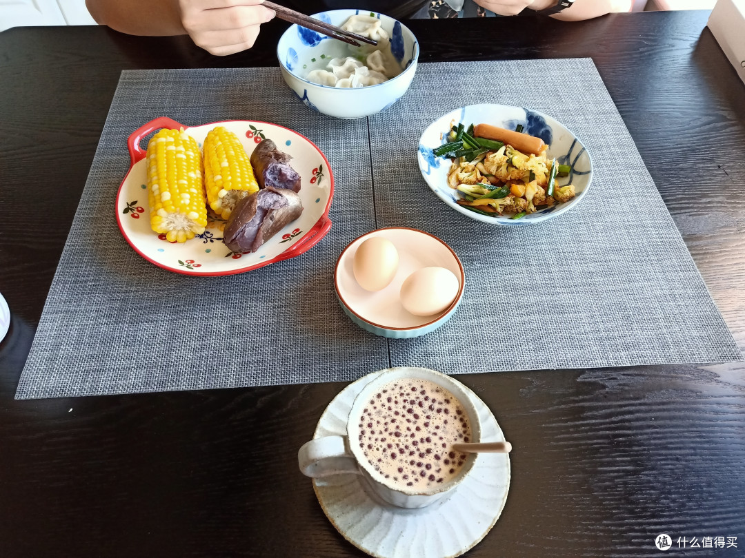 娘儿俩的极简早餐走红,15分钟上桌,吃得舒服还能悄悄瘦