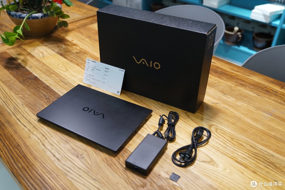 1.4kg净重，35万跑分—西装暴徒 VAIO FH14 侍14 Pro上手体验