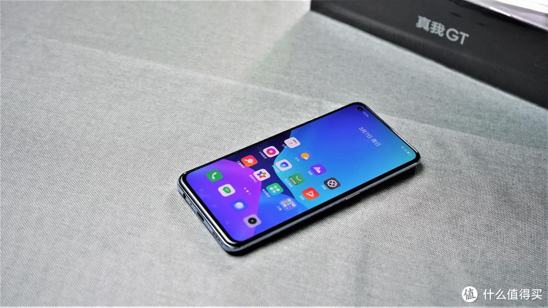 realme GT评测：一脚将K40踹下性价比的宝座，无愧最具性价比的旗舰