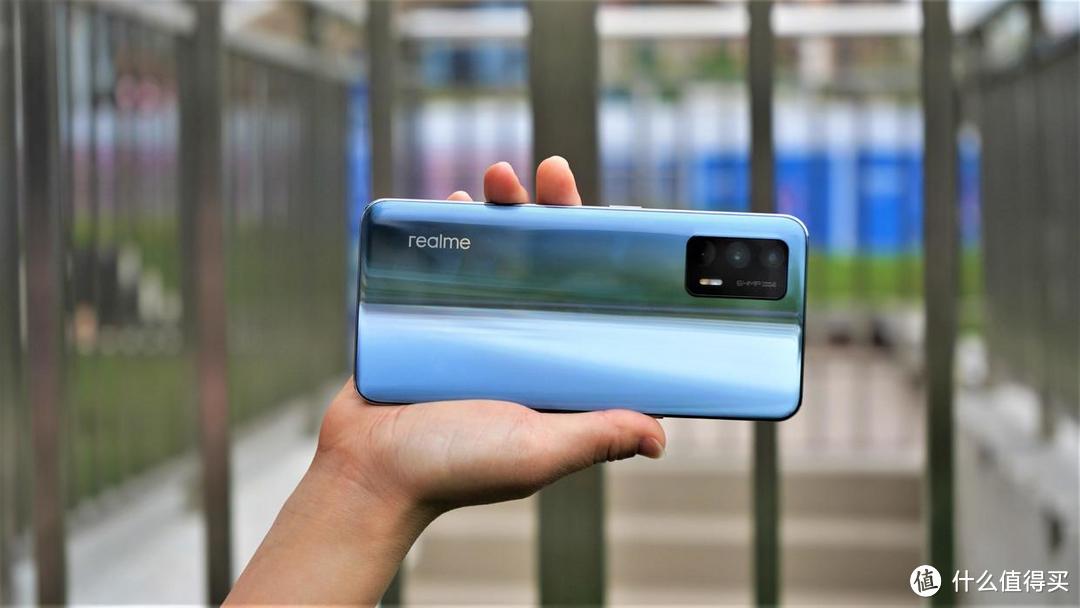 realme GT评测：一脚将K40踹下性价比的宝座，无愧最具性价比的旗舰