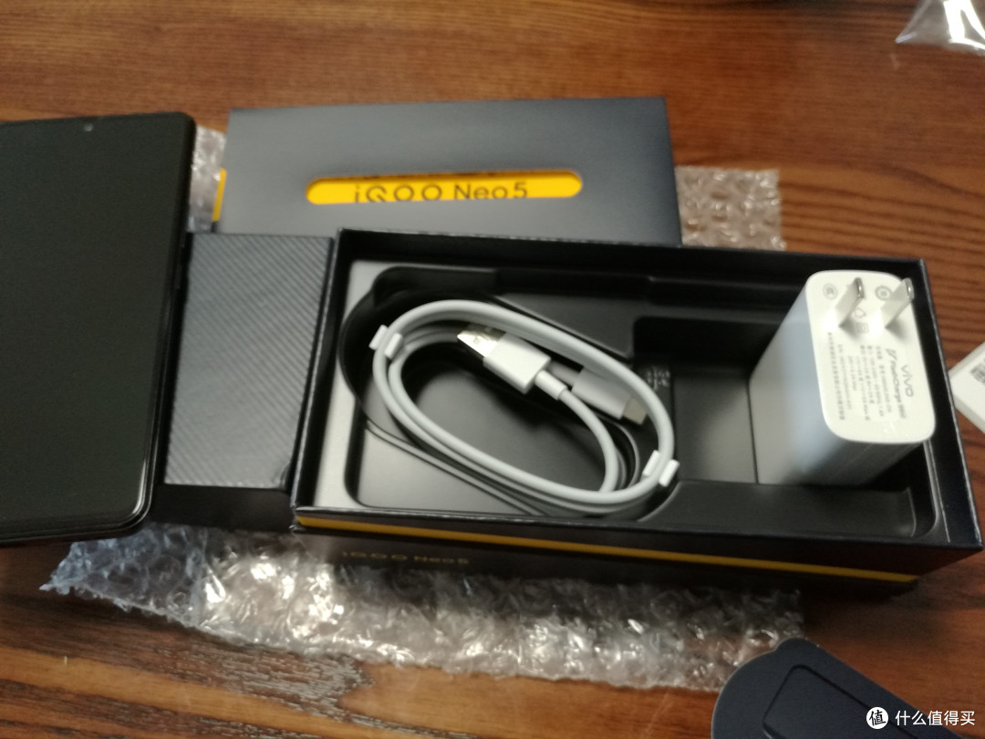 IQOO Neo5开箱使用、测试