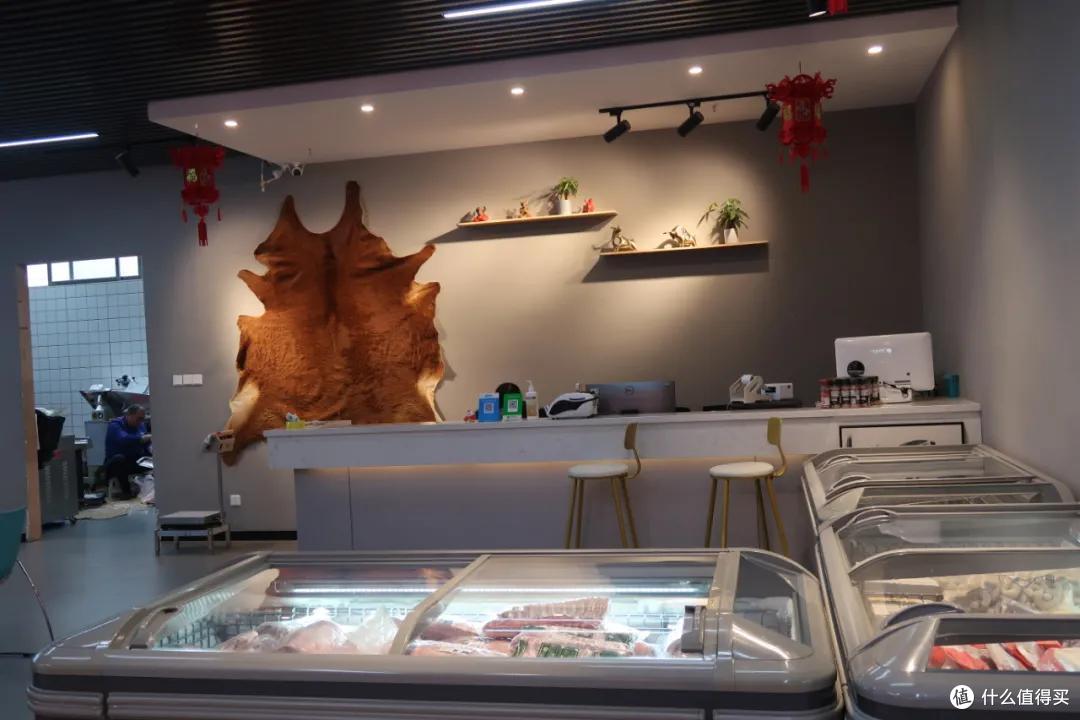 在这个足足2万平的奇妙海鲜“商场”,我找到了赚钱的动力