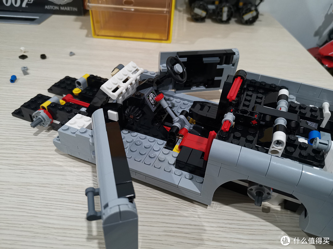 LEGO 10262 007的酷帅座驾 阿斯顿马丁DB5