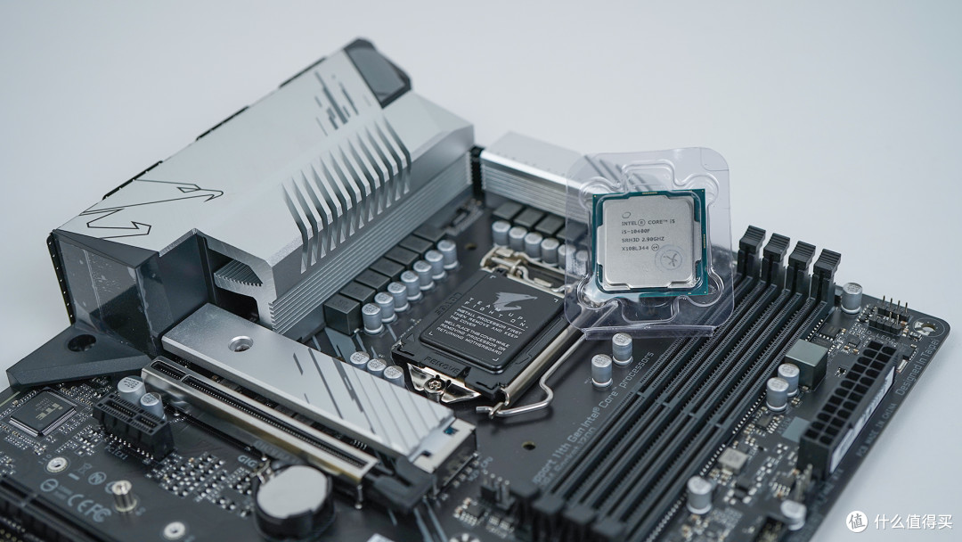 装一台B560+i5+3060Ti白色主机：颜值性能统统要