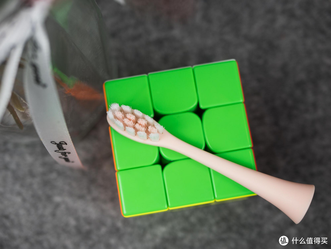 探索科学刷牙 拒绝过度清洁 扉乐Filix电动牙刷