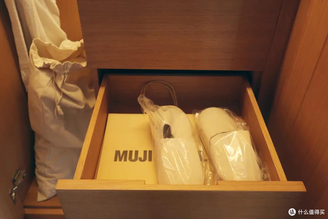 用住五星酒店一晚的钱，我去“睡了”全球首家MUJI酒店！