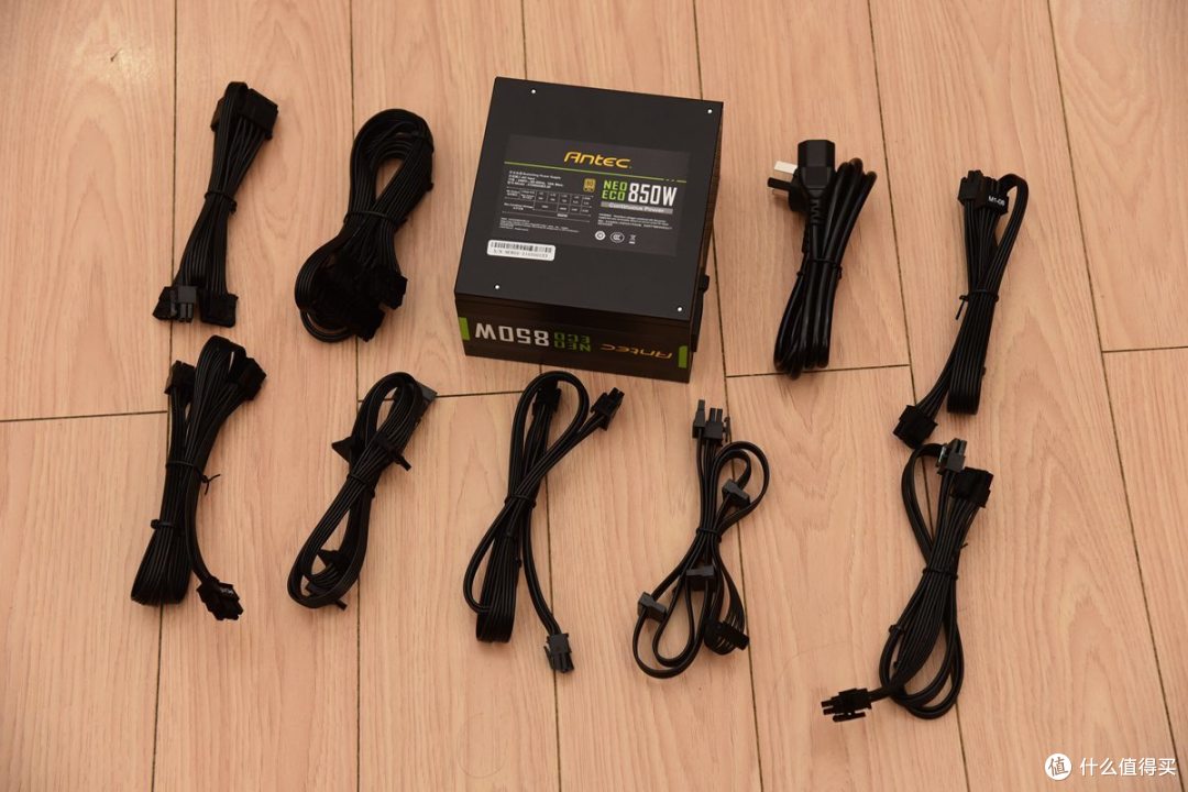 核显能打?PK Vega 11?11700K首发亮点挖掘!