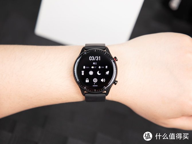 内置独立通信模块 华米Amazfit GTR 2 eSIM智能旗舰时尚手表评测